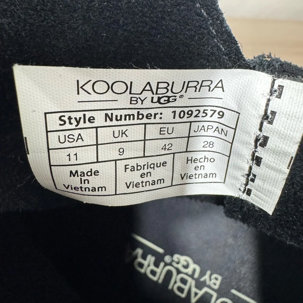 Koolaburra by UGG Skyller Suede Tassel Black Suede Women 11 Flat Ankle Boots